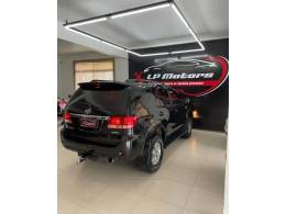 TOYOTA - HILUX SW4 - 2007/2007 - Preta - R$ 105.000,00