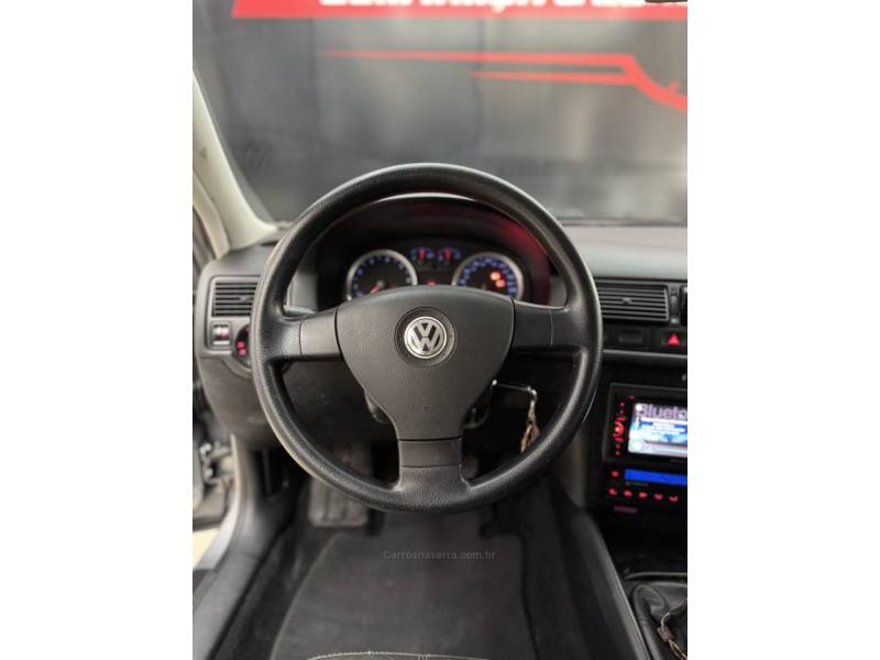 VOLKSWAGEN - GOLF - 2008/2008 - Cinza - R$ 45.000,00