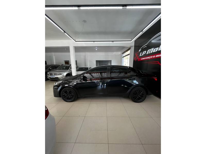 TOYOTA - COROLLA - 2016/2016 - Preta - R$ 88.900,00